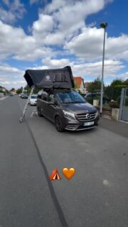 Mercedes V s autostanem Marmotte – dokonalá kombinace luxusu a dobrodružství na cestách. 🚐⛺

Zažijte dva na dva metry pohodlí na vlastní kůži🛌

#stanynaauta #marmotte #rooftoptent #autostan #pujcovnasuchdol #mercedes #mercedesvito #prodejautostanu